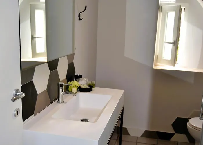 게스트하우스 La Magnolia 140 4*